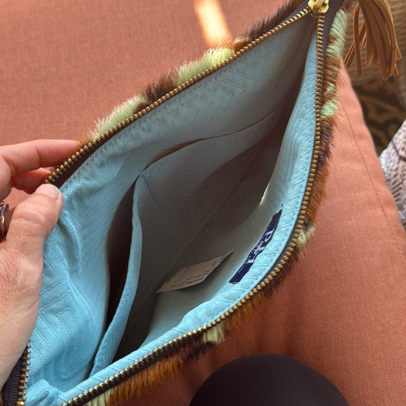 Parker and Hyde camo clutch - Picture 3 of 5